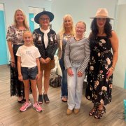 Jessica and daughter- Susan – Elaine and granddaughter – Lori